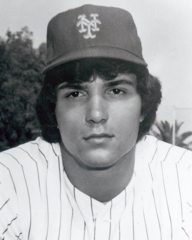 Head and shoulders portrait of Lee Mazzilli in Mets uniform