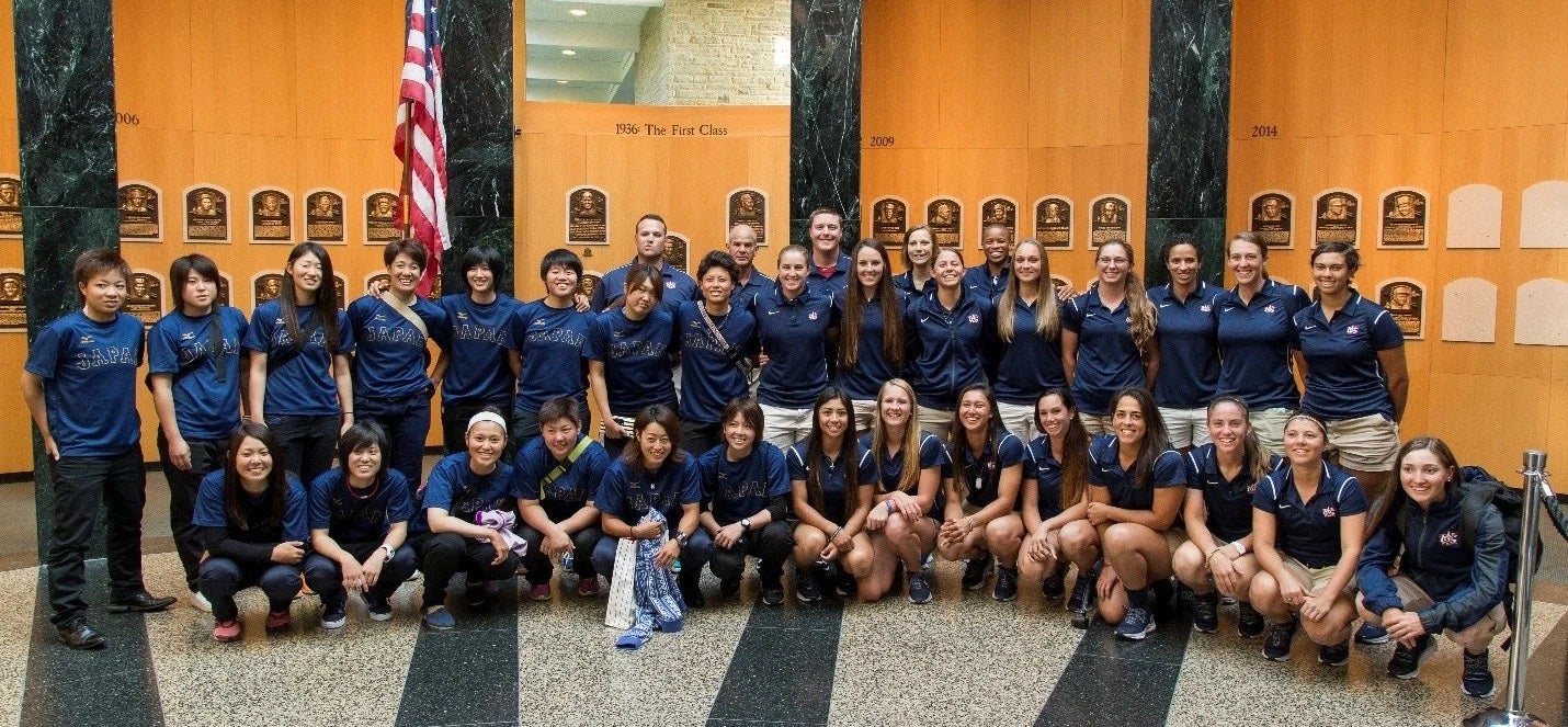 Teams from the US and Japan in the Hall of Fame Plaque Gallery